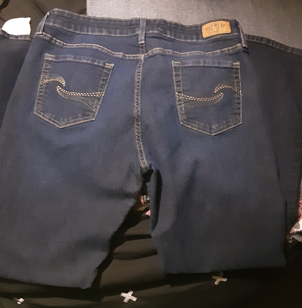 Signature Levi Strauss